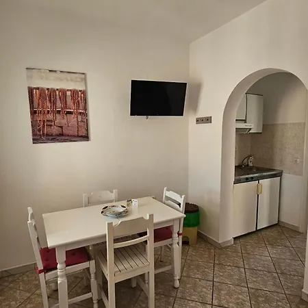 Apartment Mylos Naxos *